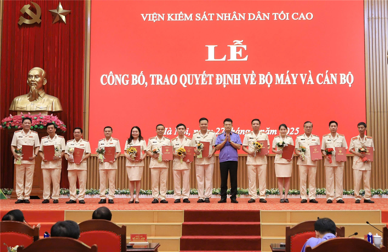 SẮP SẾP bộ máy: Điều động, bổ nhiệm nhân sự Viện Kiểm sát nhân dân- Ảnh 5. SẮP SẾP bộ máy: Điều động, bổ nhiệm nhân sự Viện Kiểm sát nhân dân- Ảnh 5.