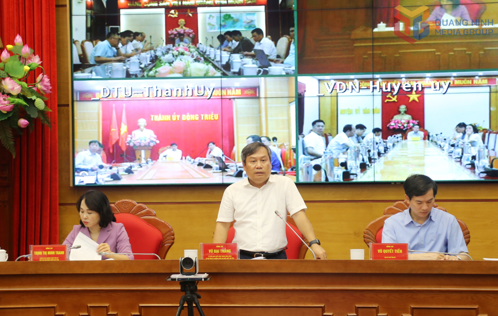 Khẩn trương hoàn thiện phương án sắp xếp nhân sự cấp xã; từ 15/6 vận thành thử nghiệm bộ máy mới- Ảnh 1. Khẩn trương hoàn thiện phương án sắp xếp nhân sự cấp xã; từ 15/6 vận thành thử nghiệm bộ máy mới- Ảnh 1.