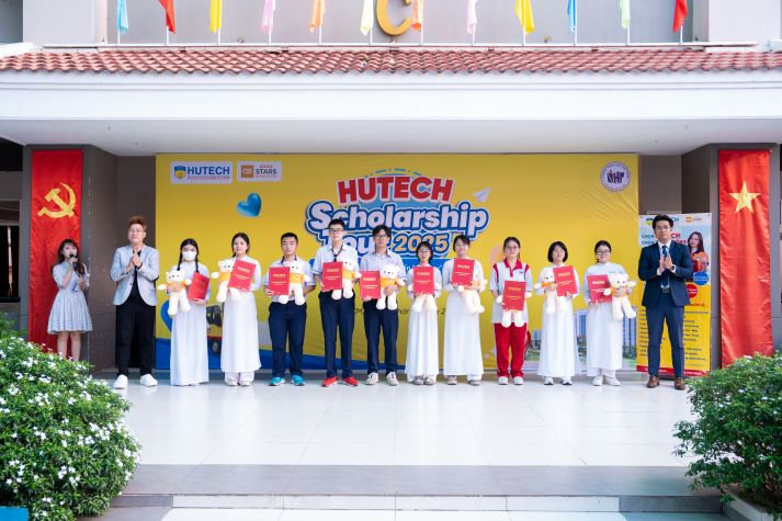 HUTECH công bố ngưỡng đảm bảo chất lượng đầu vào và công thức quy đổi điểm  các phương thức xét tuyển đại học 2025 1285