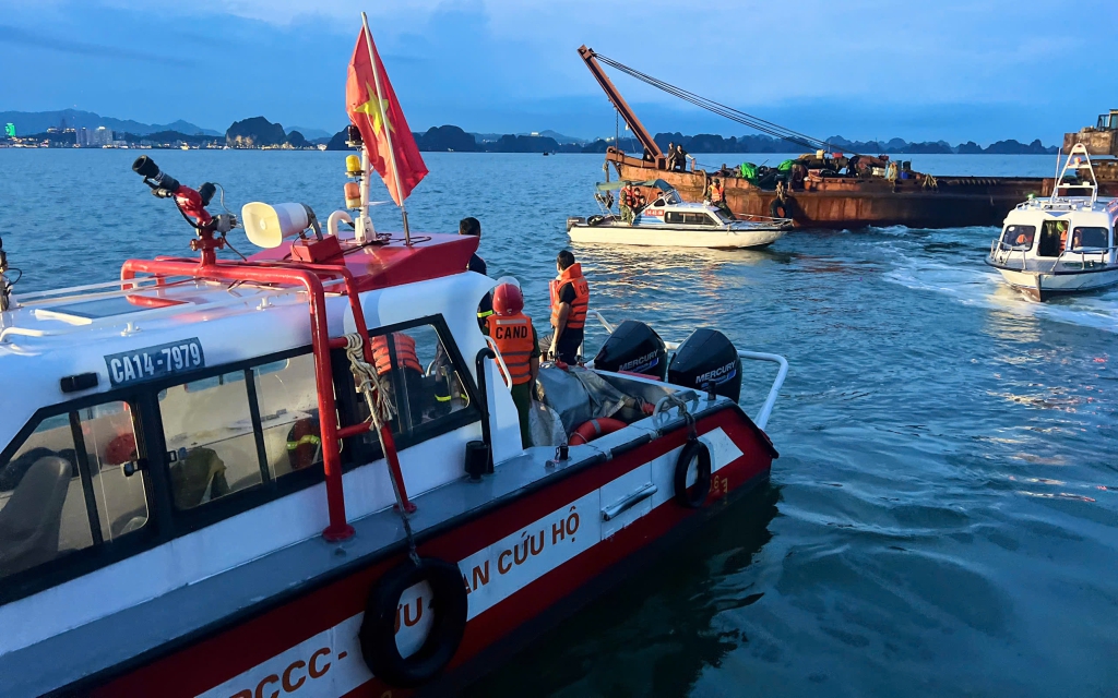 Thủ tướng chỉ đạo khẩn trương tìm kiếm cứu nạn vụ ĐẮM TÀU TẠI VỊNH HẠ LONG