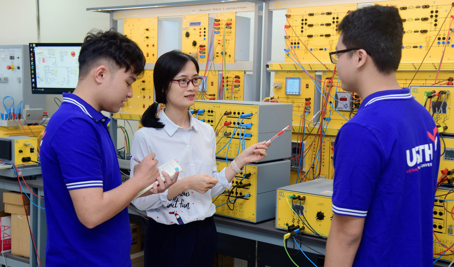 TUYỂN SINH 2025: Điểm sàn vào Trường Đại học Khoa học và Công nghệ Hà Nội- Ảnh 1. TUYỂN SINH 2025: Điểm sàn vào Trường Đại học Khoa học và Công nghệ Hà Nội- Ảnh 1.