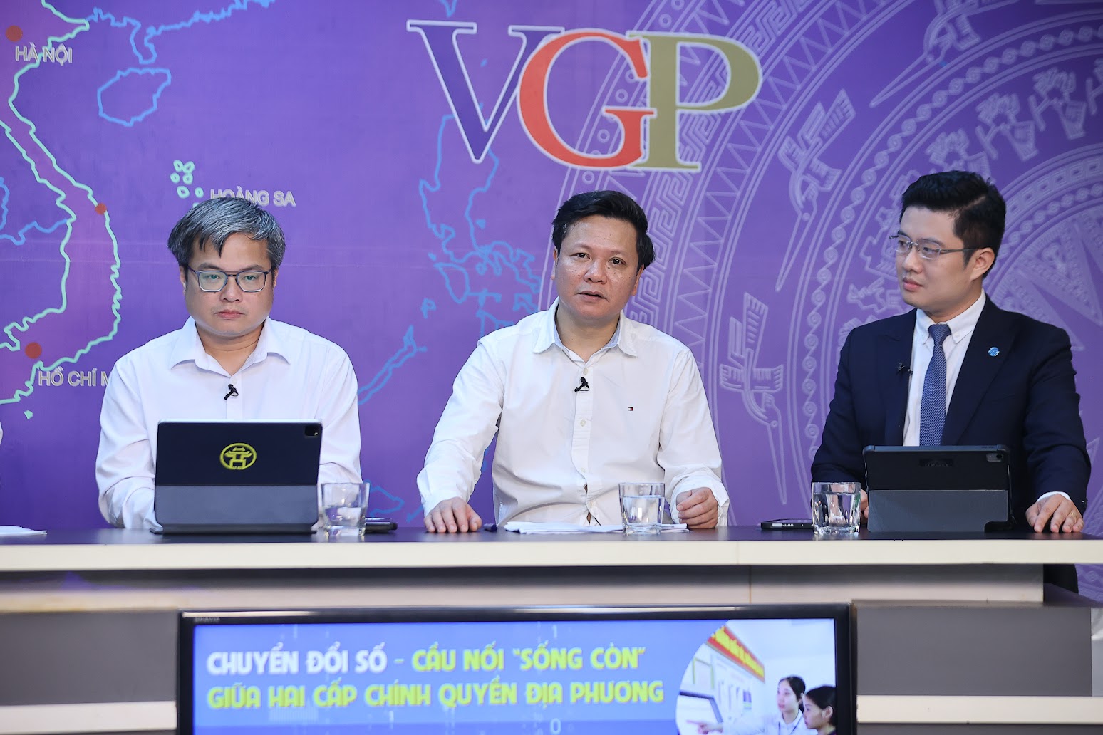 TỌA ĐÀM: CHUYỂN ĐỔI SỐ - CẦU NỐI 'SỐNG CÒN' GIỮA 2 CẤP CHÍNH QUYỀN ĐỊA PHƯƠNG- Ảnh 11.