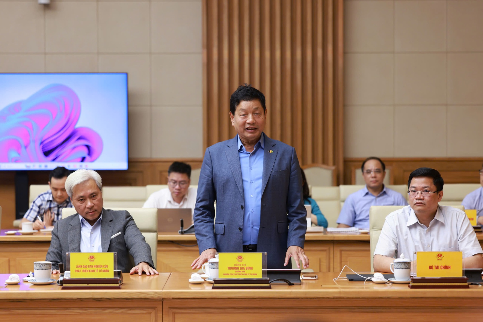 Thủ tướng làm việc với Ban Nghiên cứu phát triển kinh tế tư nhân- Ảnh 6.