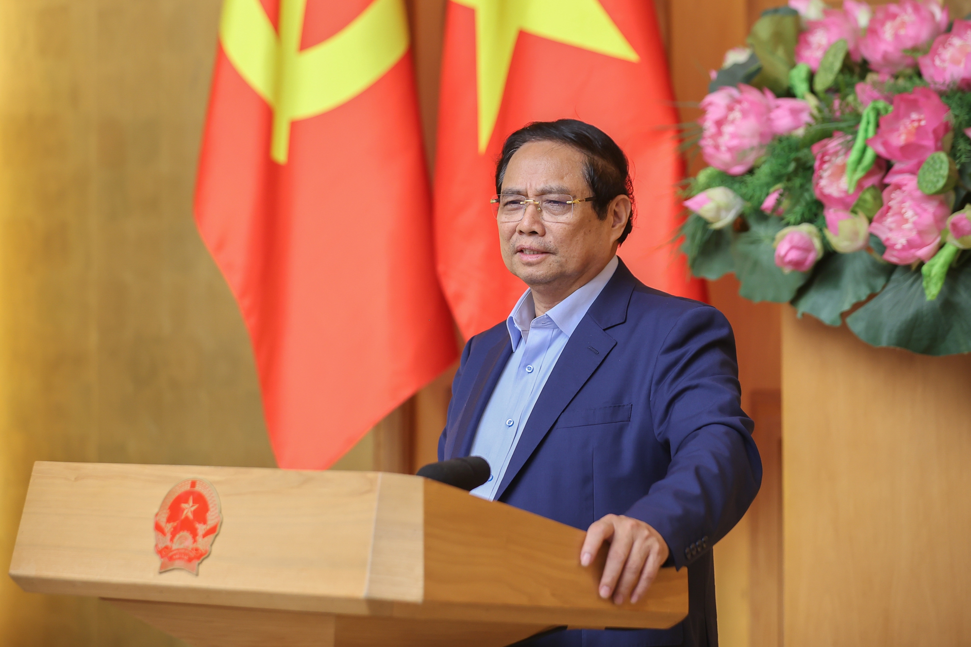 Thủ tướng làm việc với Ban Nghiên cứu phát triển kinh tế tư nhân- Ảnh 2.