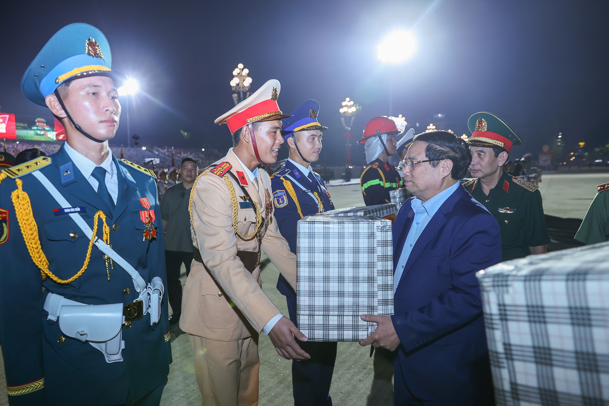SƠ DUYỆT LỄ DIỄU BINH, DIỄU HÀNH A80: Thể hiện khí thế hào hùng, sức mạnh của lực lượng vũ trang nhân dân- Ảnh 1. SƠ DUYỆT LỄ DIỄU BINH, DIỄU HÀNH A80: Thể hiện khí thế hào hùng, sức mạnh của lực lượng vũ trang nhân dân- Ảnh 1.