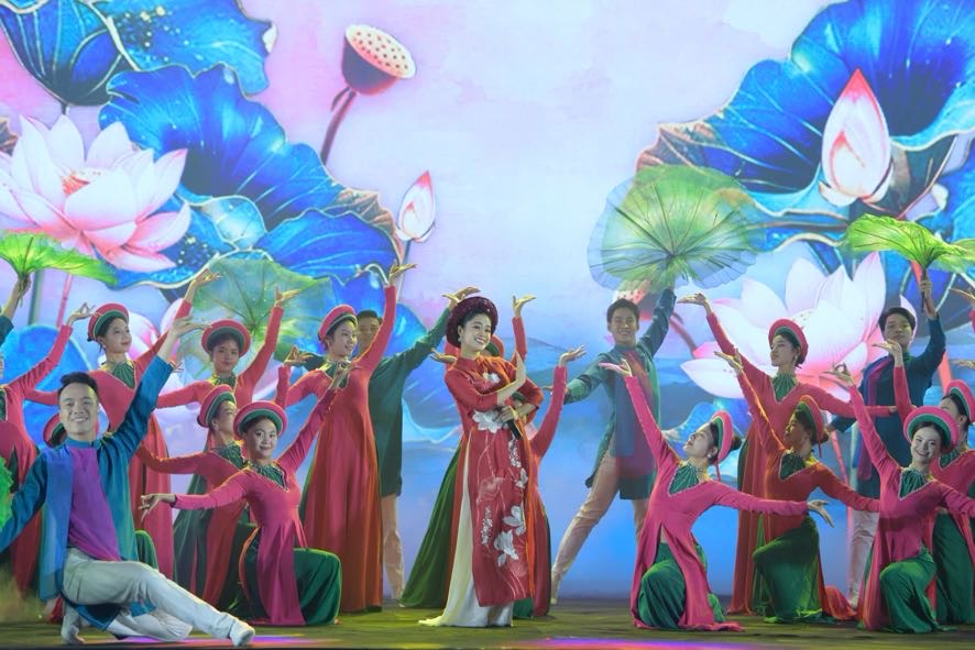 Triển lãm thành tựu đất nước "80 năm HÀNH TRÌNH ĐỘC LẬP - TỰ DO - HẠNH PHÚC"- Ảnh 11.