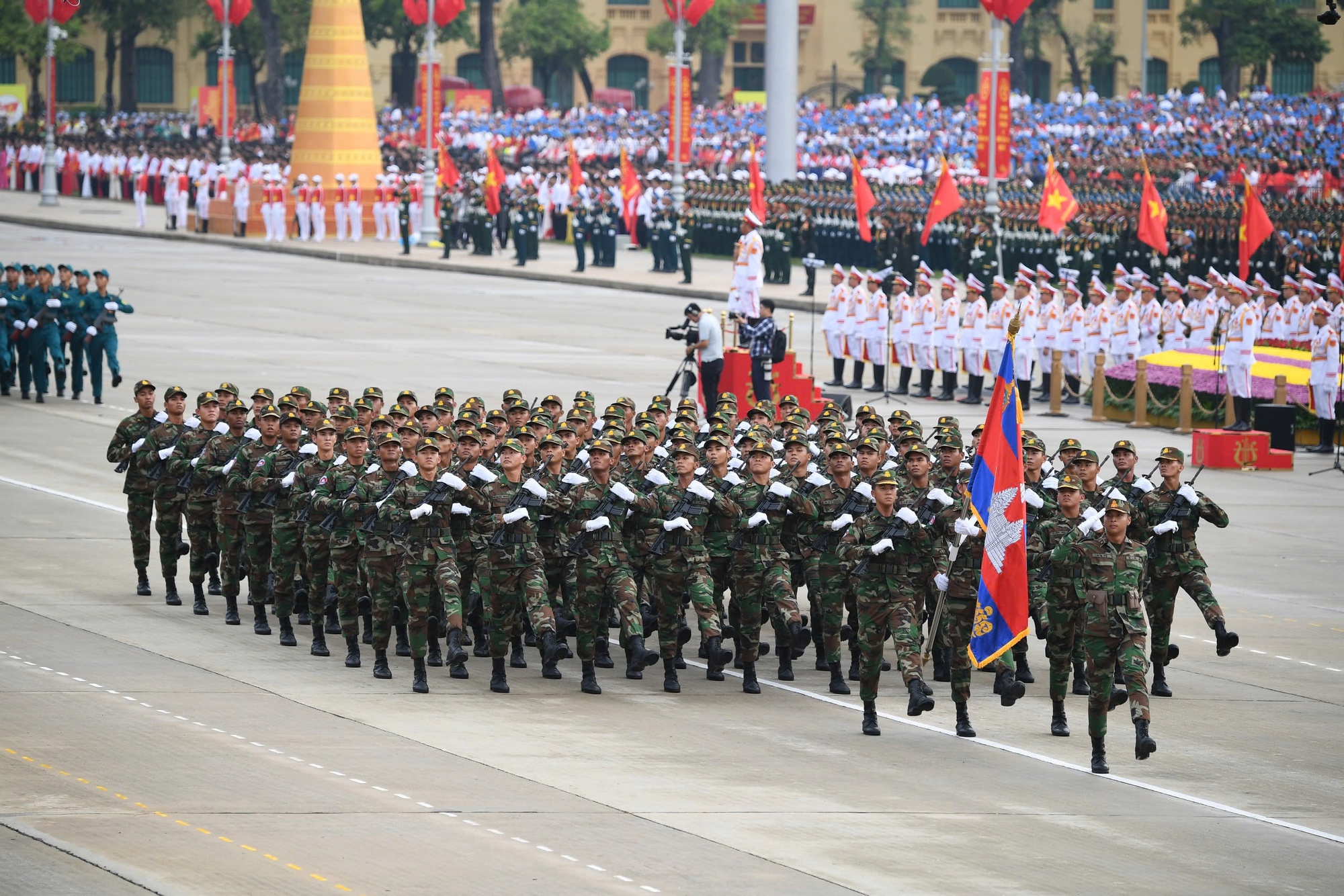 TOÀN CẢNH: TỔNG DUYỆT DIỄU BINH, DIỄU HÀNH A80- Ảnh 69.