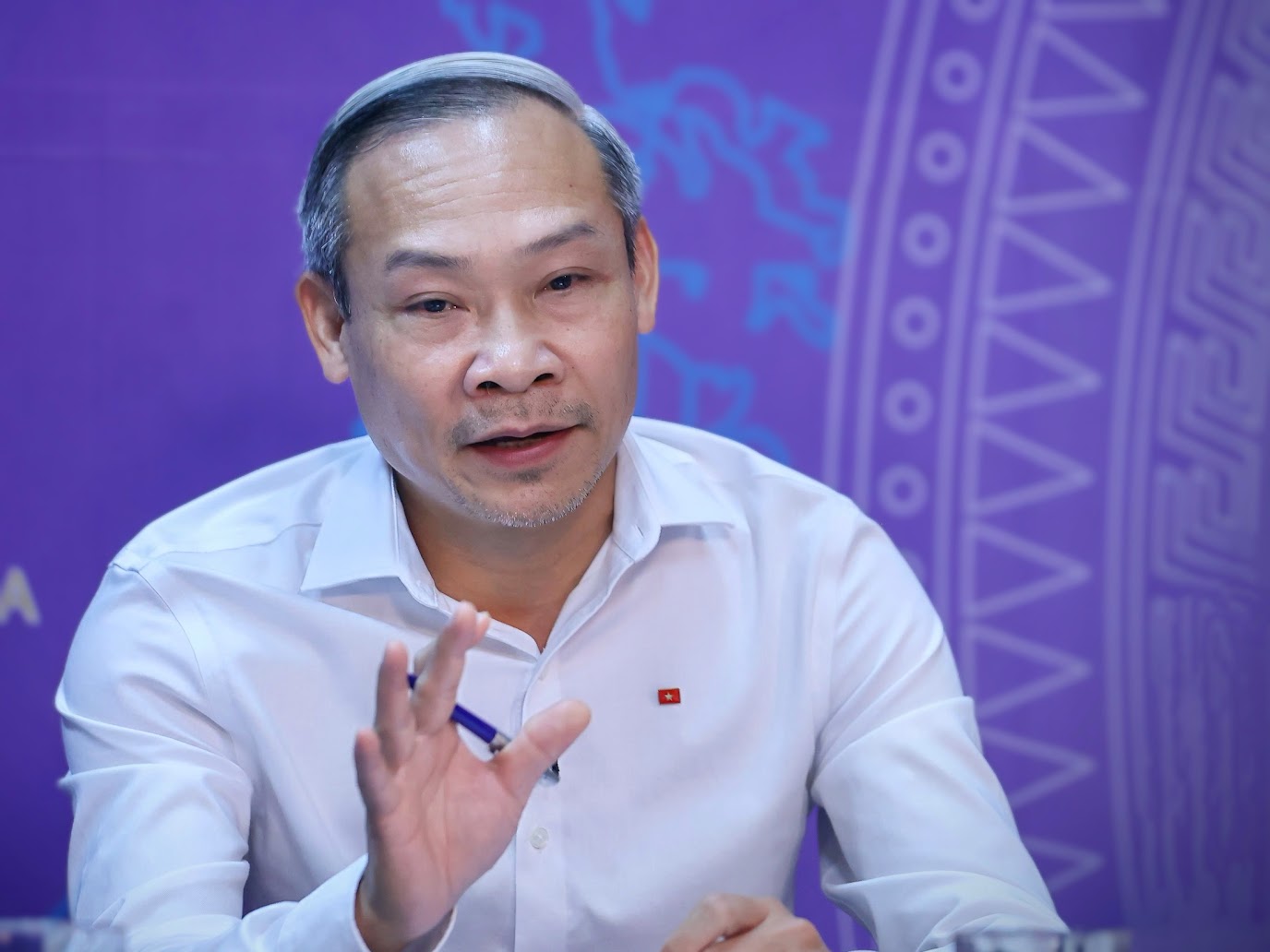 TỌA ĐÀM: PHÁT TRIỂN BỀN VỮNG NGÀNH ĐIỆN - NHỮNG VẤN ĐỀ ĐẶT RA- Ảnh 5.