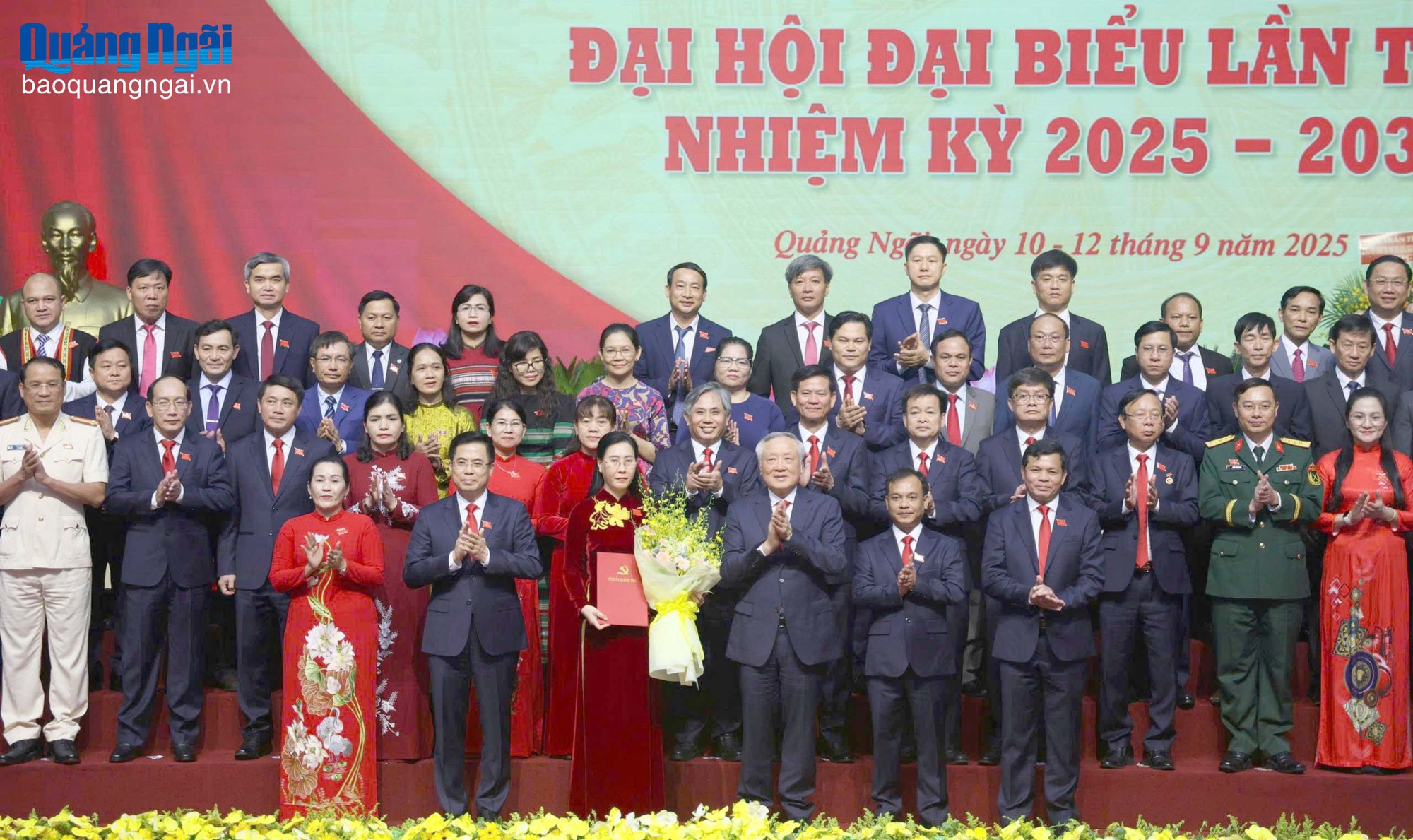 Đồng chí Bùi Thị Quỳnh Vân giữ chức Bí thư Tỉnh ủy Quảng Ngãi nhiệm kỳ 2025 - 2030- Ảnh 2.