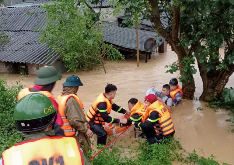 Có phương án trước những kịch bản xấu nhất; đình hoãn các cuộc họp chưa thực sự cần thiết tập trung ứng phó bão- Ảnh 1.