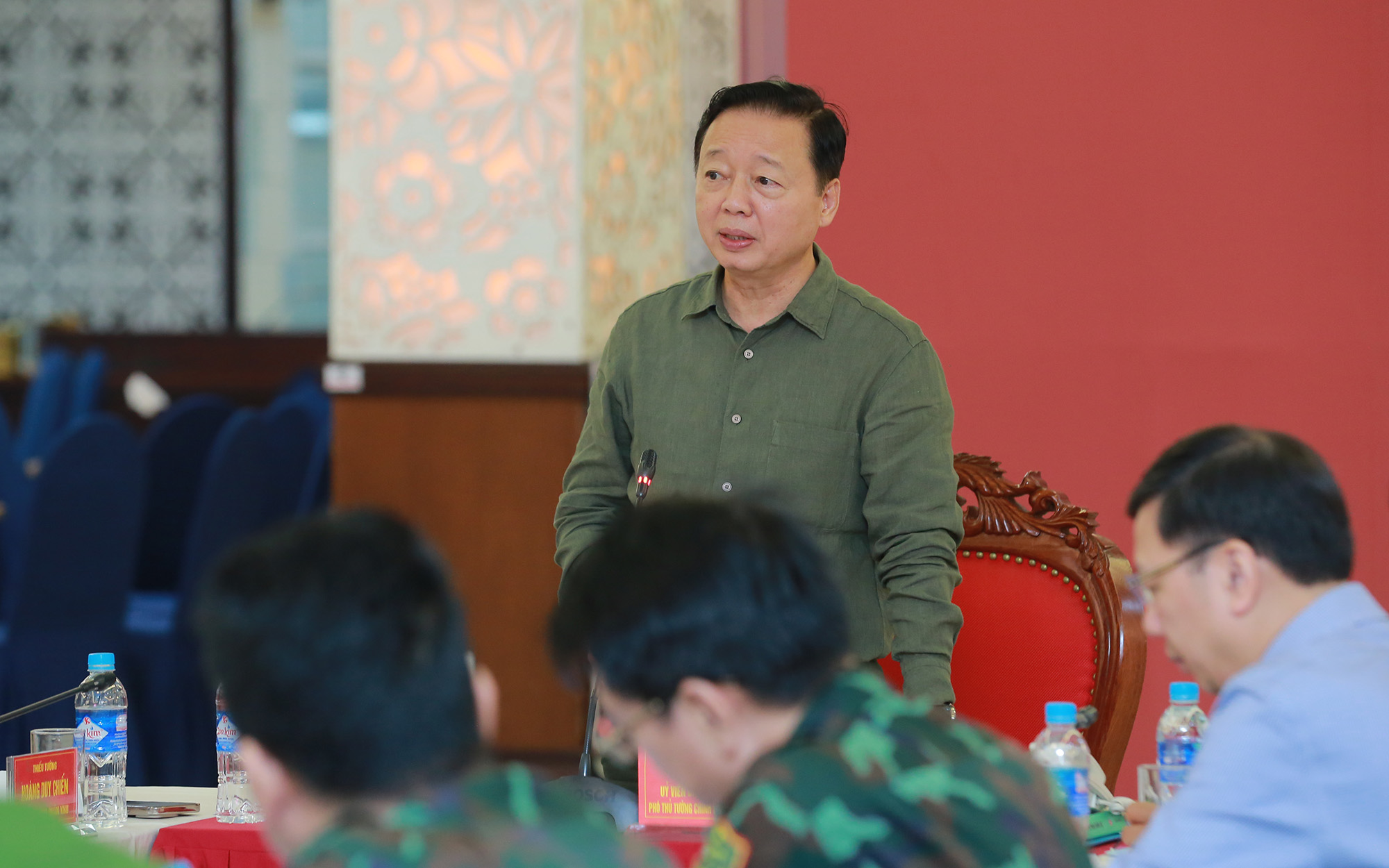 Phó Thủ tướng Trần Hồng Hà chỉ đạo khắc phục hậu quả Bão số 10 và ứng phó mưa lũ sau bão- Ảnh 5.
