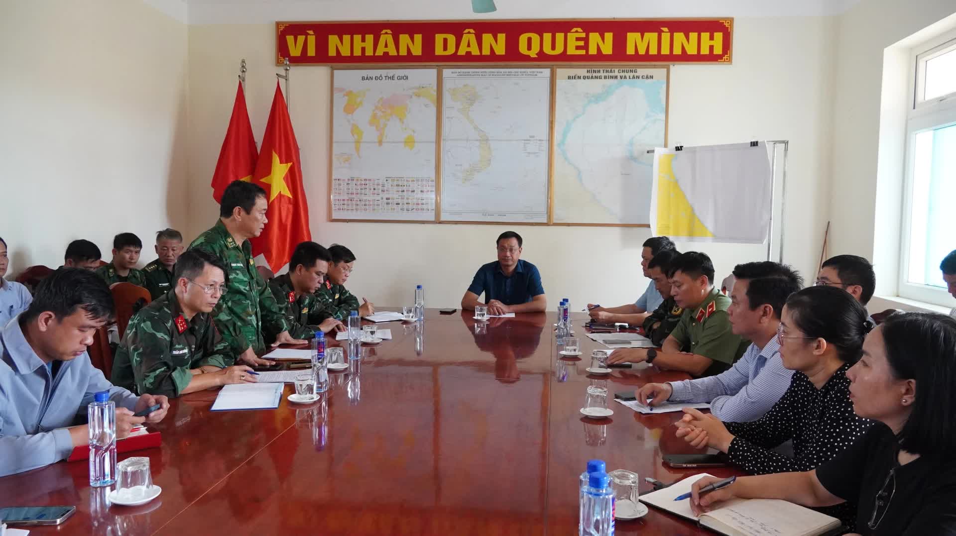 KHẨN TRƯƠNG TRANH THỦ TỪNG GIỜ, ƯU TIÊN CAO NHẤT, NỖ LỰC CAO NHẤT TÌM KIẾM NGƯỜI MẤT TÍCH- Ảnh 1.