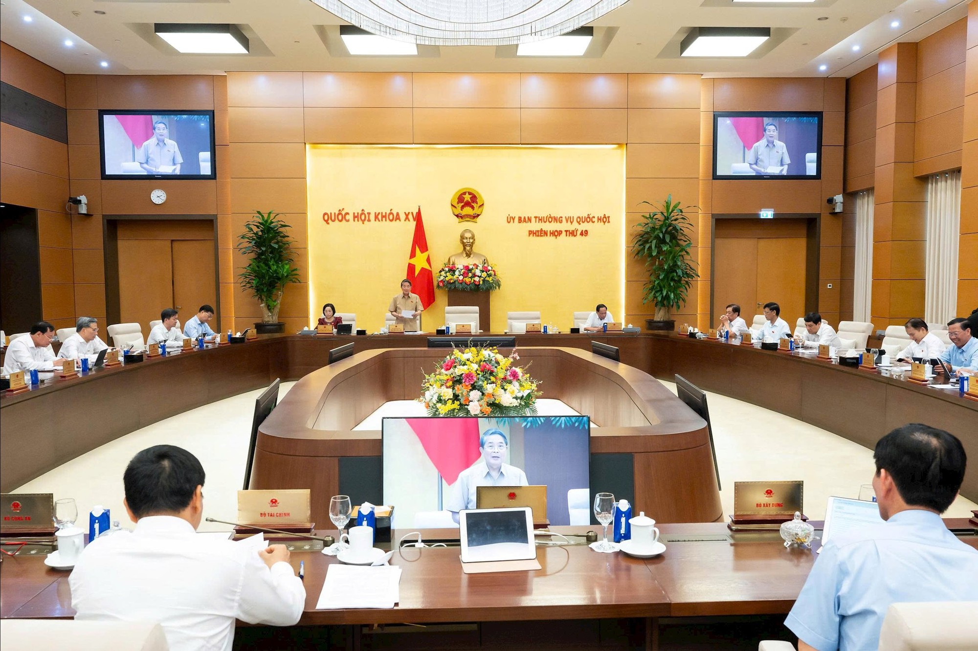 Điều chỉnh dự toán chi ngân sách trung ương, bổ sung có mục tiêu cho UBND các tỉnh, thành phố năm 2025- Ảnh 2. Điều chỉnh dự toán chi ngân sách trung ương, bổ sung có mục tiêu cho UBND các tỉnh, thành phố năm 2025- Ảnh 2.