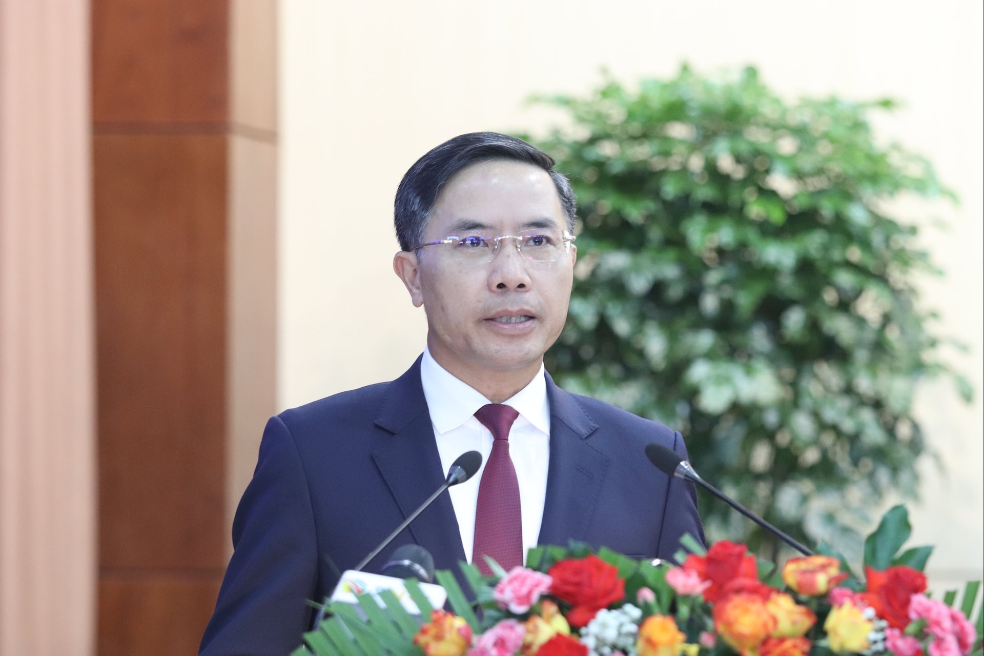 Đồng chí Phạm Đức Ấn được bầu giữ chức Chủ tịch UBND thành phố Đà Nẵng- Ảnh 3. Đồng chí Phạm Đức Ấn được bầu giữ chức Chủ tịch UBND thành phố Đà Nẵng- Ảnh 3.