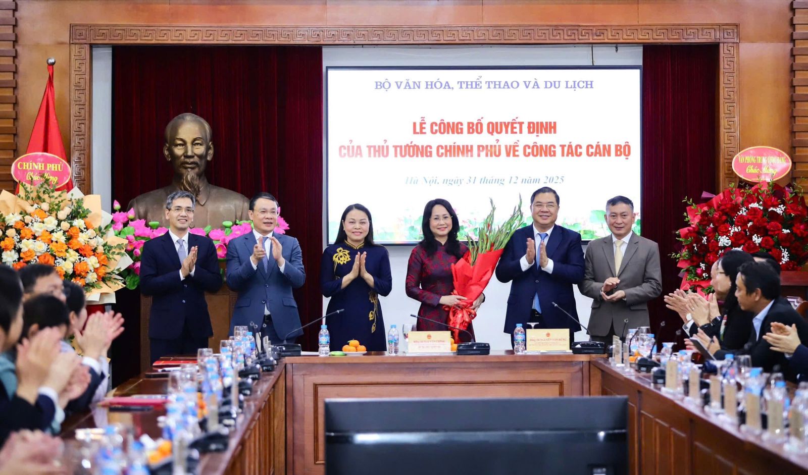 Bổ nhiệm đồng chí Lâm Thị Phương Thanh giữ chức Thứ trưởng Thường trực Bộ Văn hóa, Thể thao và Du lịch- Ảnh 3.