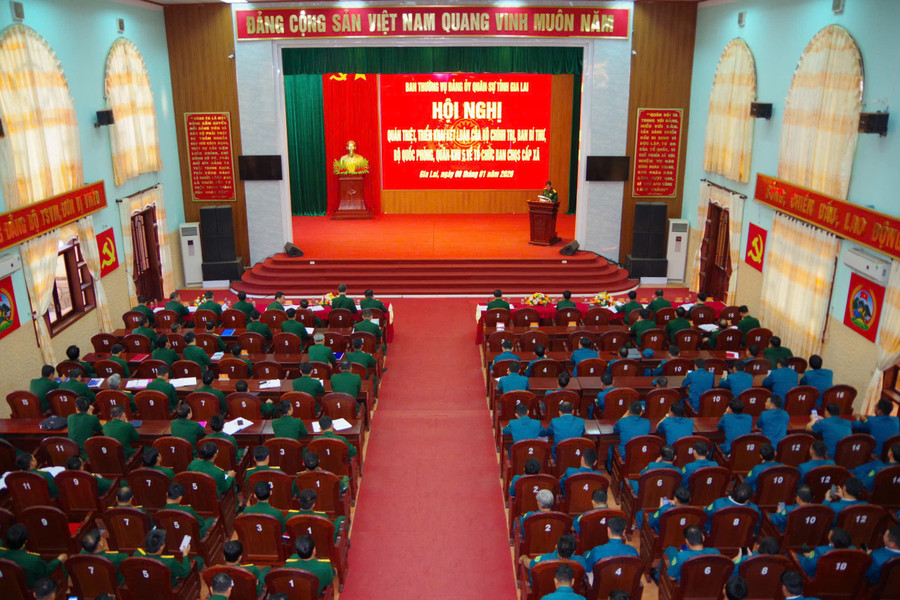 Triển khai chủ trương đưa sĩ quan quân đội về Ban Chỉ huy Quân sự cấp xã- Ảnh 1. Triển khai chủ trương đưa sĩ quan quân đội về Ban Chỉ huy Quân sự cấp xã- Ảnh 1.