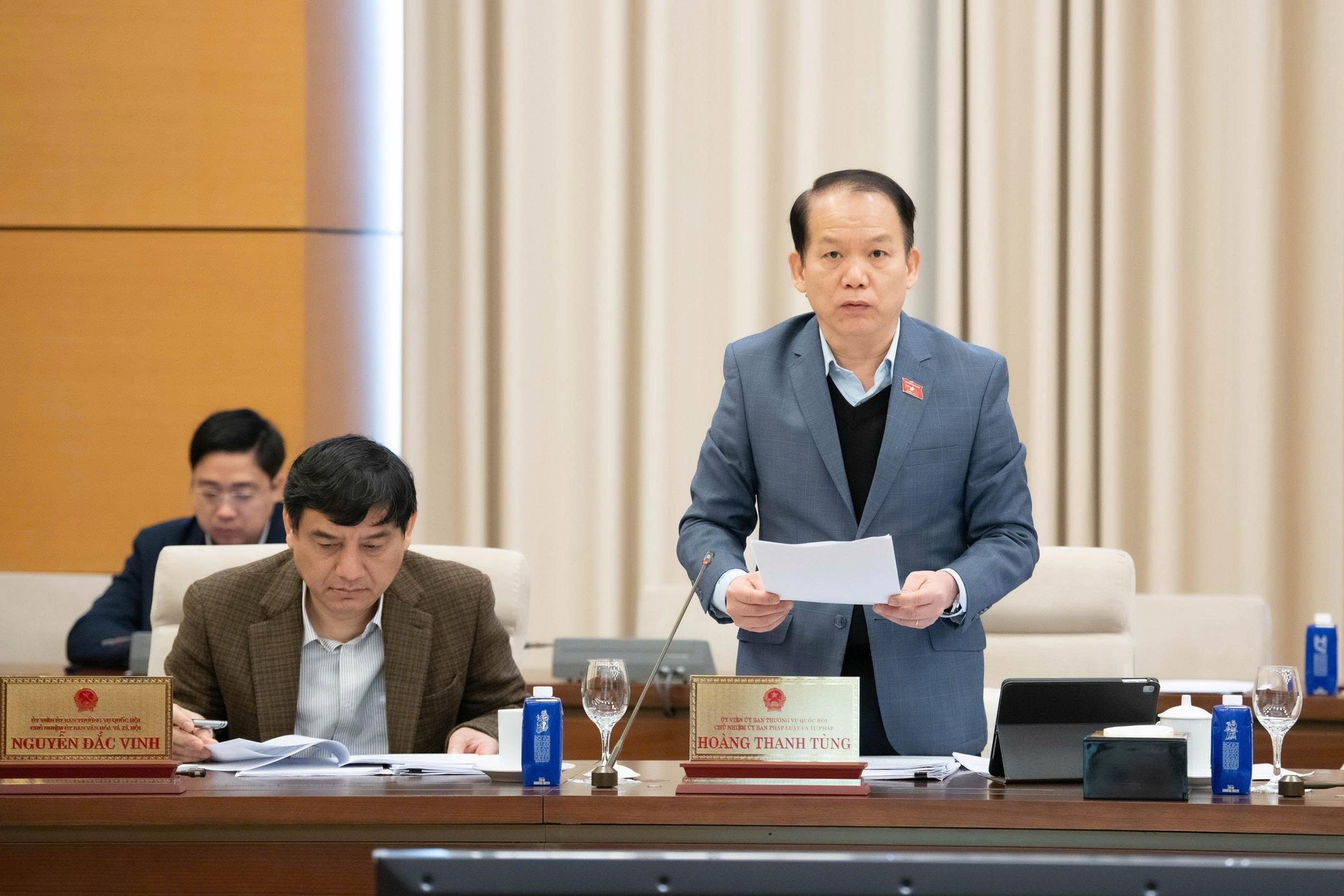 Chính sách tiền lương đối với cán bộ, công chức, viên chức và người nghỉ hưu chưa đáp ứng yêu cầu bảo đảm đời sống- Ảnh 6.