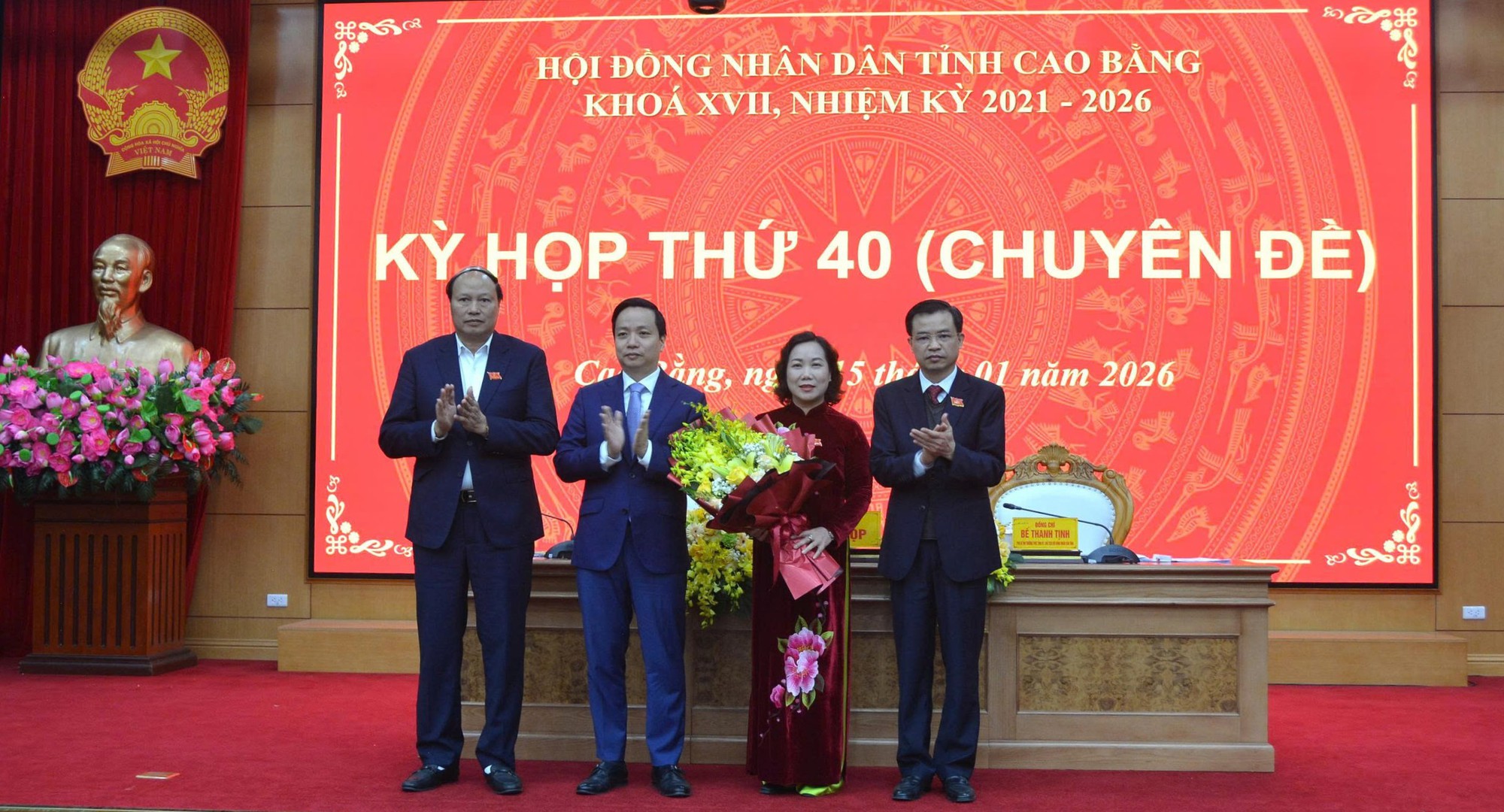 Đồng chí Hà Nhật Lệ được bầu giữ chức Phó Chủ tịch UBND tỉnh Cao Bằng- Ảnh 2.