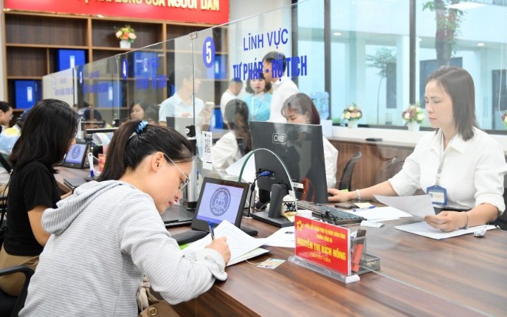 Tăng cường kiểm tra, đôn đốc, sắp xếp, xử lý trụ sở, tài sản công dôi dư- Ảnh 1. Khẩn trương sửa đổi các quy định về tài chính, đất đai, tổ chức, cán bộ, giáo dục, việc làm... không còn phù hợp với chính quyền địa phương 2 cấp