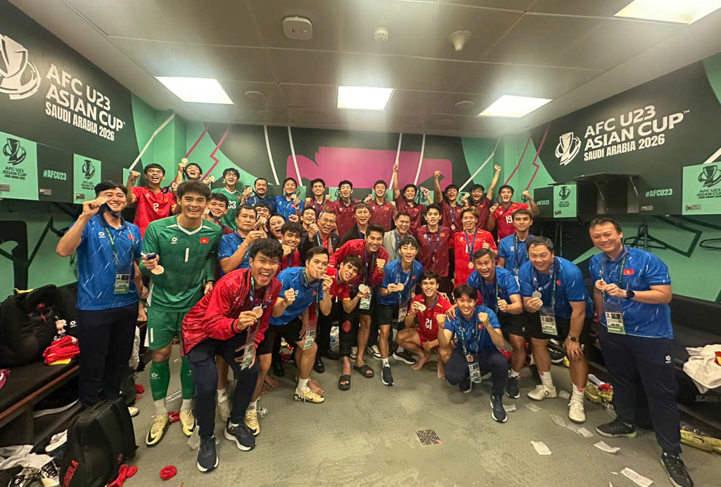 THỦ TƯỚNG PHẠM MINH CHÍNH CHÚC MỪNG U23 VIỆT NAM- Ảnh 7.