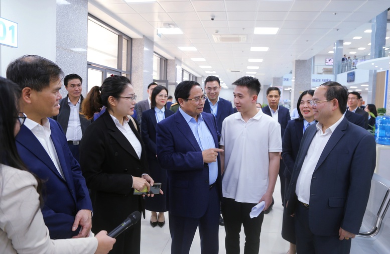 Sớm có chính sách nâng mức phụ cấp đặc thù cho cán bộ, công chức, viên chức Trung tâm hành chính công- Ảnh 5.