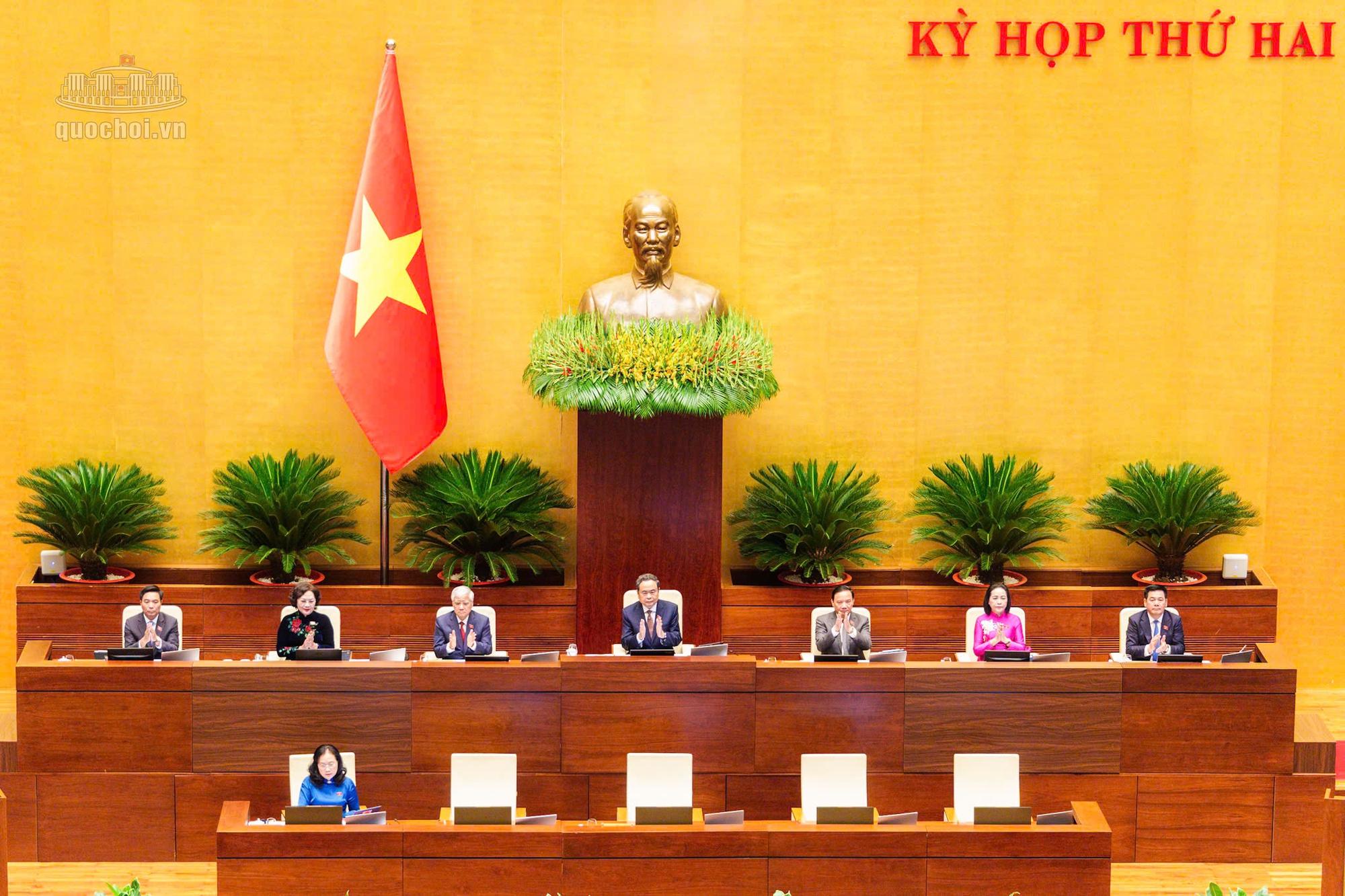 Khẩn trương sửa đổi, bổ sung quy định về định mức giáo viên, phụ cấp; mức hỗ trợ; biểu giá điện sinh hoạt...- Ảnh 7.