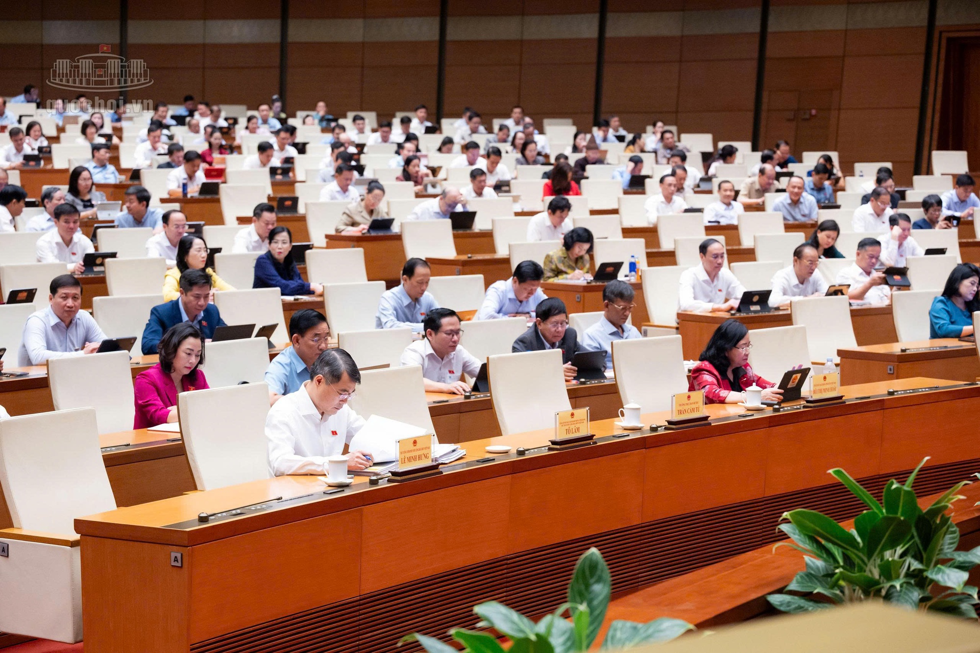 Đề nghị rà soát, hoàn thiện các quy định về đăng ký đất đai, cấp Giấy chứng nhận quyền sử dụng đất, quyền sở hữu tài sản gắn liền với đất- Ảnh 3.