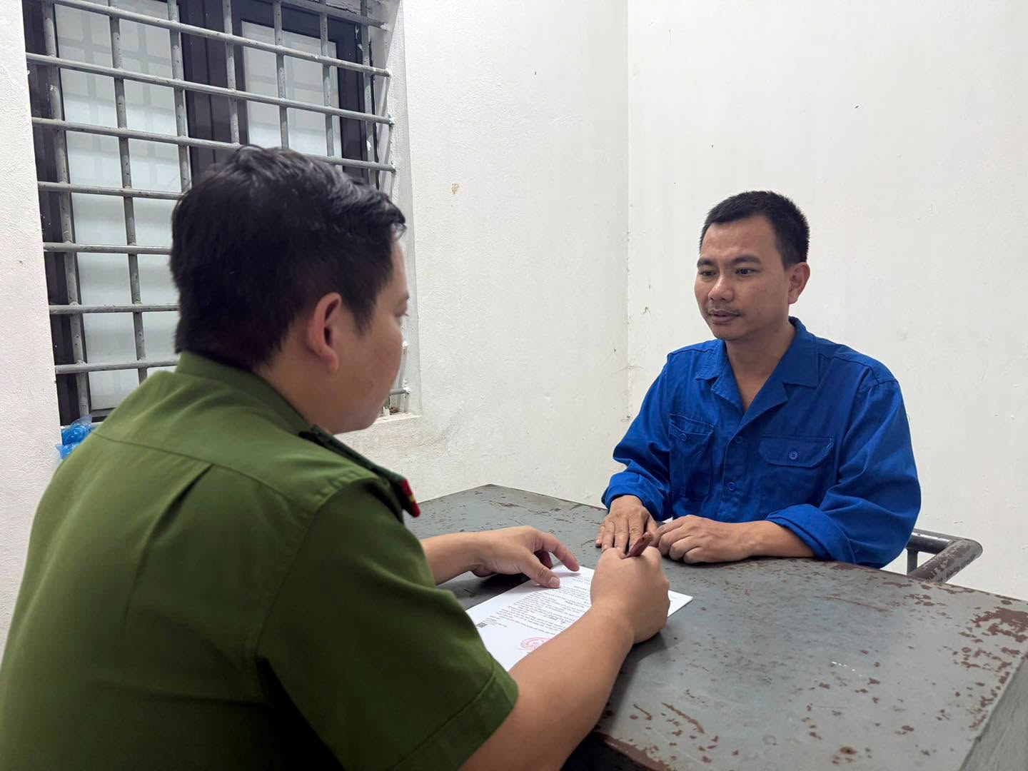 Khởi tố Bí thư Đảng ủy, Chủ tịch HĐND, Chủ tịch UBND xã; Chủ tịch, Tổng giám đốc, Phó Tổng giám đốc doanh nghiệp...- Ảnh 3.