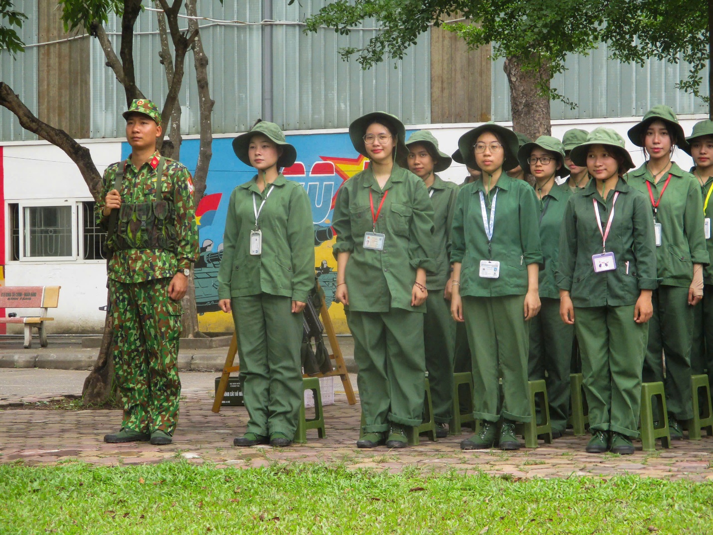 Dự thảo Thông tư quy định về dạy, học môn Giáo dục Quốc phòng và an ninh- Ảnh 1.