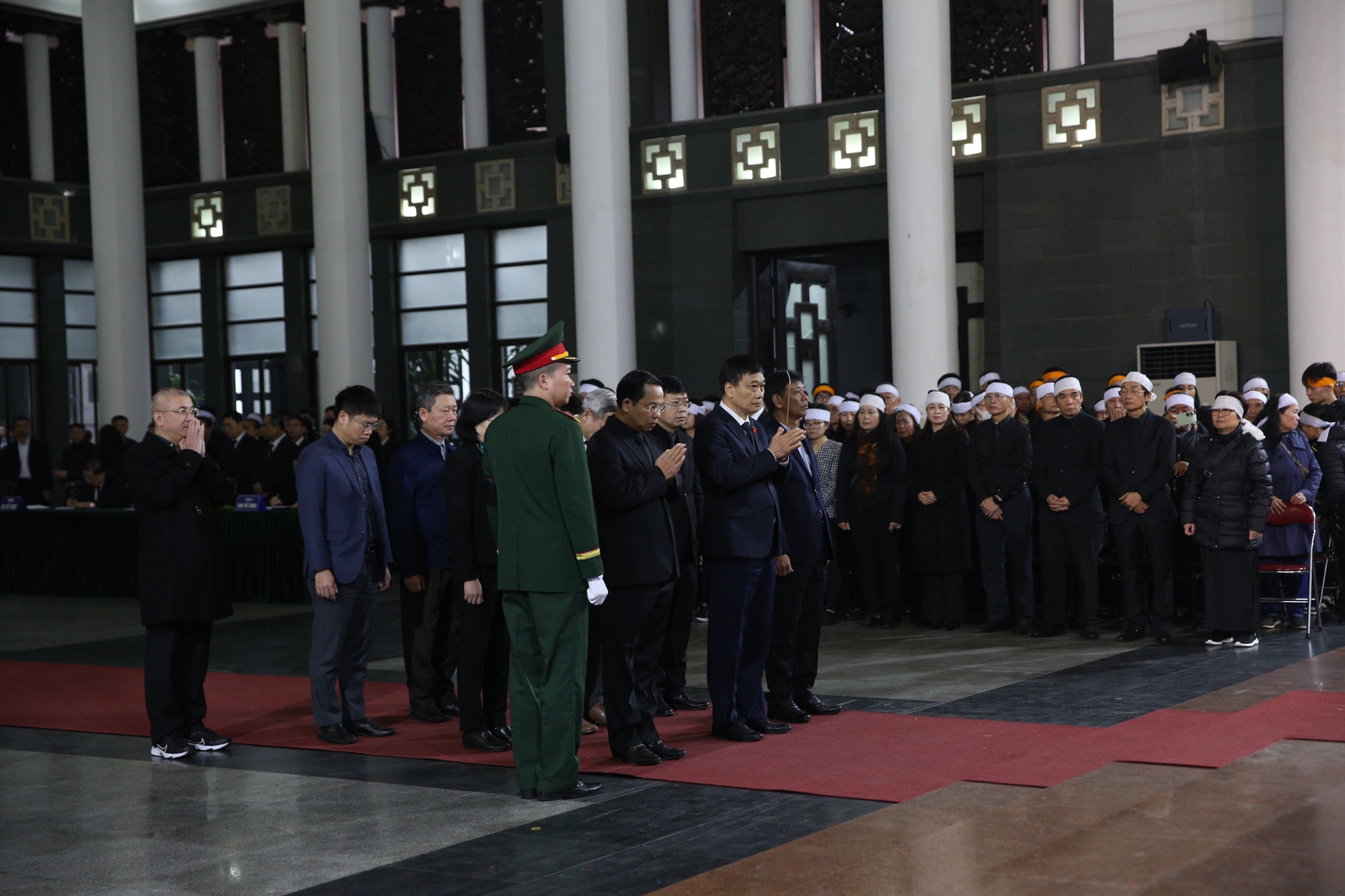 TỔ CHỨC TRỌNG THỂ LỄ TANG ĐỒNG CHÍ ĐOÀN DUY THÀNH, NGUYÊN PHÓ CHỦ TỊCH HỘI ĐỒNG BỘ TRƯỞNG- Ảnh 5. TỔ CHỨC TRỌNG THỂ LỄ TANG ĐỒNG CHÍ ĐOÀN DUY THÀNH, NGUYÊN PHÓ CHỦ TỊCH HỘI ĐỒNG BỘ TRƯỞNG- Ảnh 5.