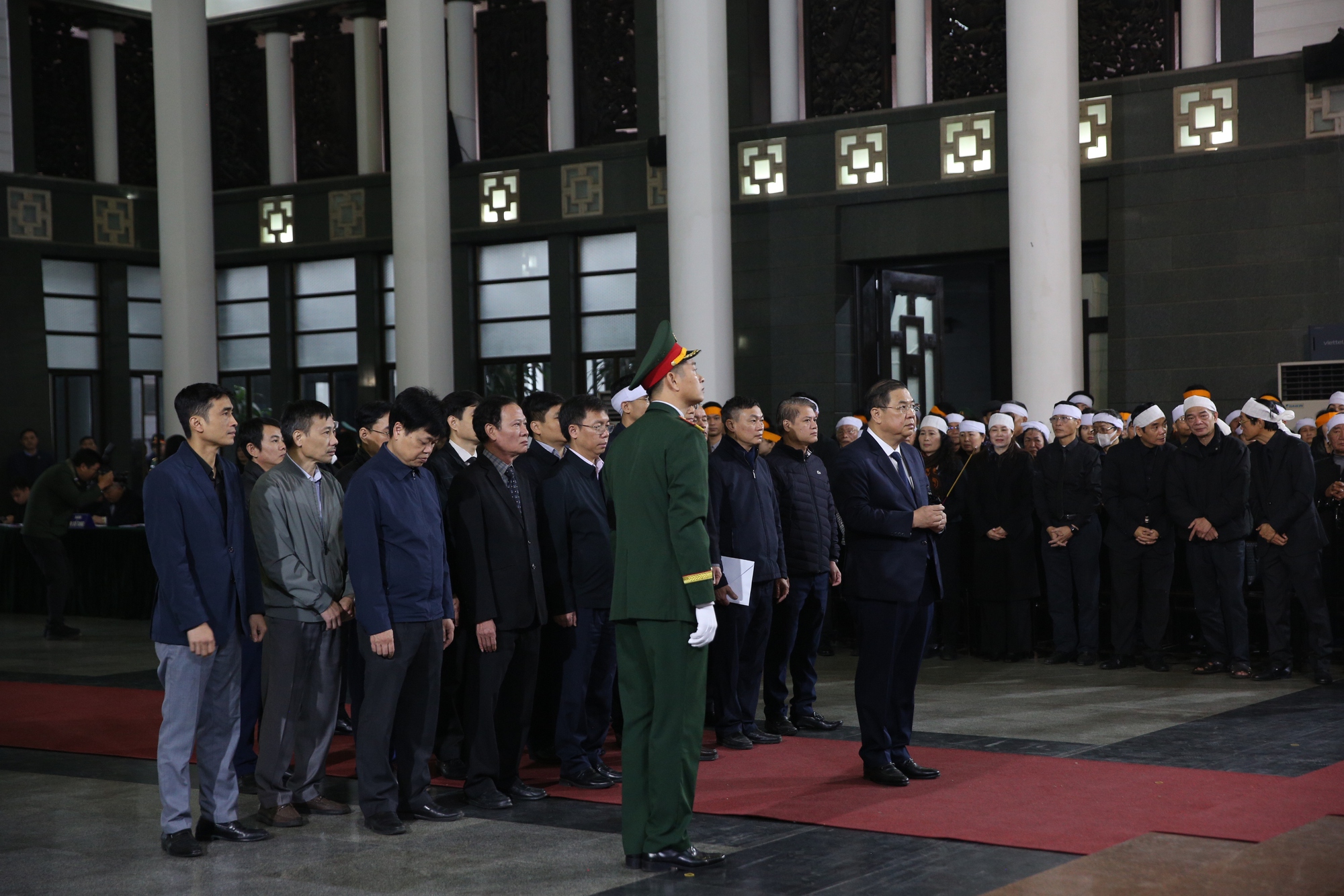 TỔ CHỨC TRỌNG THỂ LỄ TANG ĐỒNG CHÍ ĐOÀN DUY THÀNH, NGUYÊN PHÓ CHỦ TỊCH HỘI ĐỒNG BỘ TRƯỞNG- Ảnh 7. TỔ CHỨC TRỌNG THỂ LỄ TANG ĐỒNG CHÍ ĐOÀN DUY THÀNH, NGUYÊN PHÓ CHỦ TỊCH HỘI ĐỒNG BỘ TRƯỞNG- Ảnh 7.