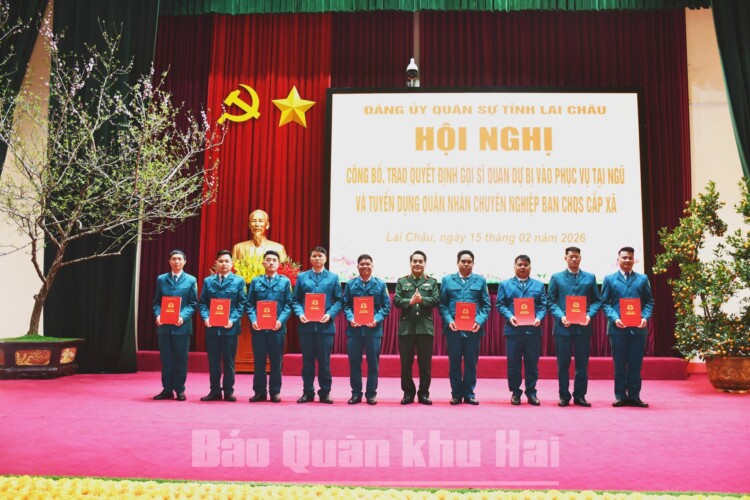 Bộ Quốc phòng gọi sĩ quan dự bị, tuyển dụng quân nhân chuyên nghiệp vào Ban Chỉ huy Quân sự cấp xã- Ảnh 27. Bộ Quốc phòng gọi sĩ quan dự bị, tuyển dụng quân nhân chuyên nghiệp vào Ban Chỉ huy Quân sự cấp xã- Ảnh 27.