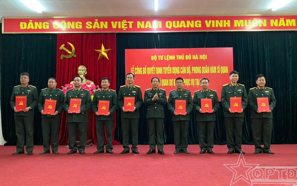 Gọi, tuyển dụng 400 cán bộ vào Ban Chỉ huy quân sự cấp xã- Ảnh 1. Gọi, tuyển dụng 400 cán bộ vào Ban Chỉ huy quân sự cấp xã- Ảnh 1.