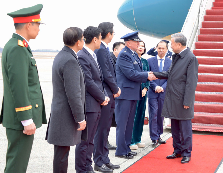 TỔNG BÍ THƯ TÔ LÂM GẶP LÃNH ĐẠO CÁC NƯỚC NHÂN DỊP THAM DỰ CUỘC HỌP KHAI MẠC HỘI ĐỒNG HÒA BÌNH VỀ DẢI GAZA- Ảnh 7. TỔNG BÍ THƯ TÔ LÂM GẶP LÃNH ĐẠO CÁC NƯỚC NHÂN DỊP THAM DỰ CUỘC HỌP KHAI MẠC HỘI ĐỒNG HÒA BÌNH VỀ DẢI GAZA- Ảnh 7.