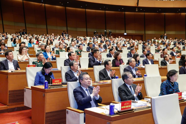 THỦ TƯỚNG: LẦN ĐẦU TIÊN TRONG LỊCH SỬ CÁC KỲ ĐẠI HỘI, ĐẠI HỘI XIV CỦA ĐẢNG BAN HÀNH CHƯƠNG TRÌNH HÀNH ĐỘNG- Ảnh 6.