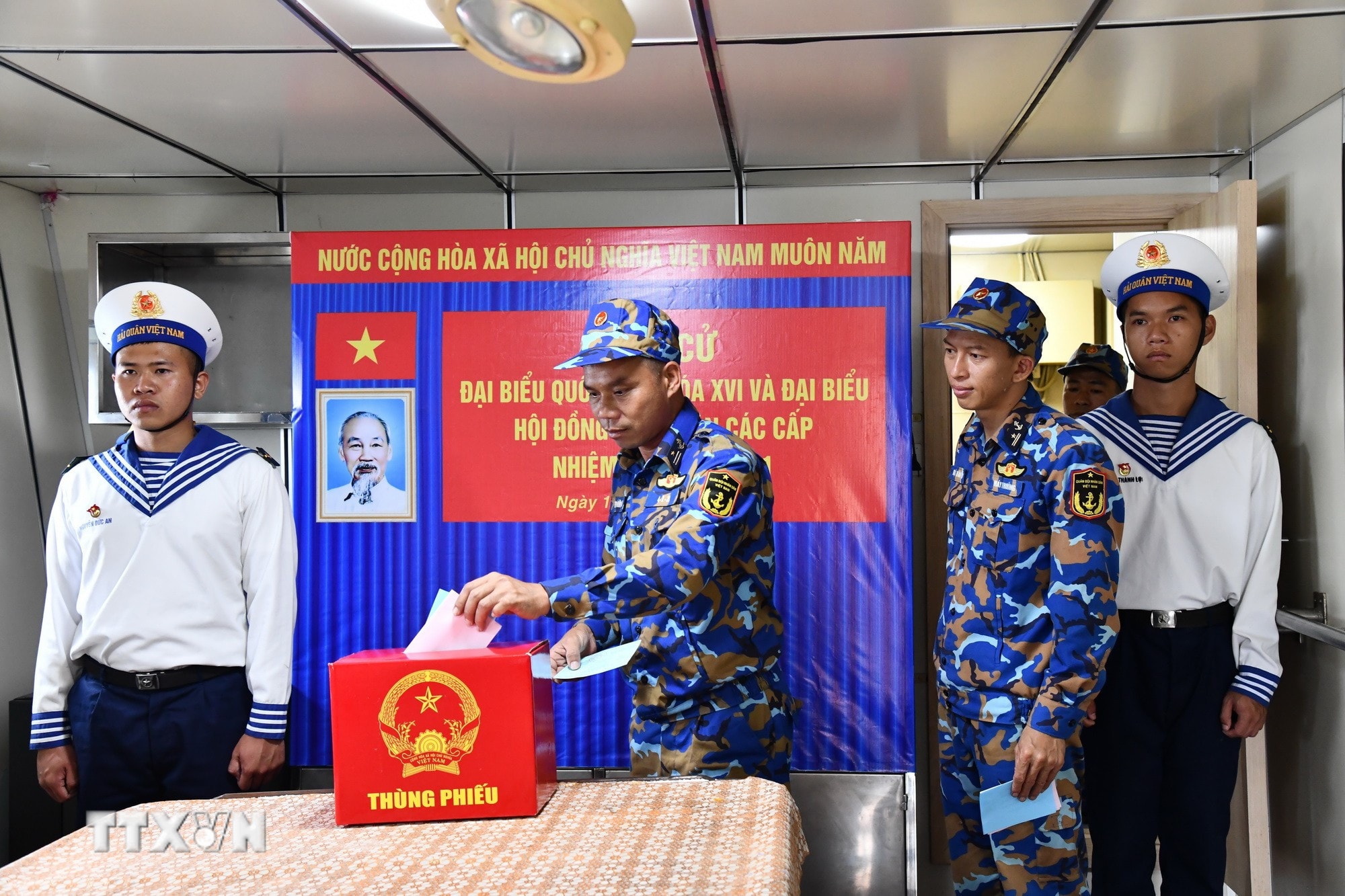 BẦU CỬ 2026: SÁNG SUỐT LỰA CHỌN NHỮNG ĐẠI DIỆN TIÊU BIỂU, THỰC SỰ ĐẠI DIỆN CHO Ý CHÍ, NGUYỆN VỌNG CỦA NHÂN DÂN- Ảnh 9.