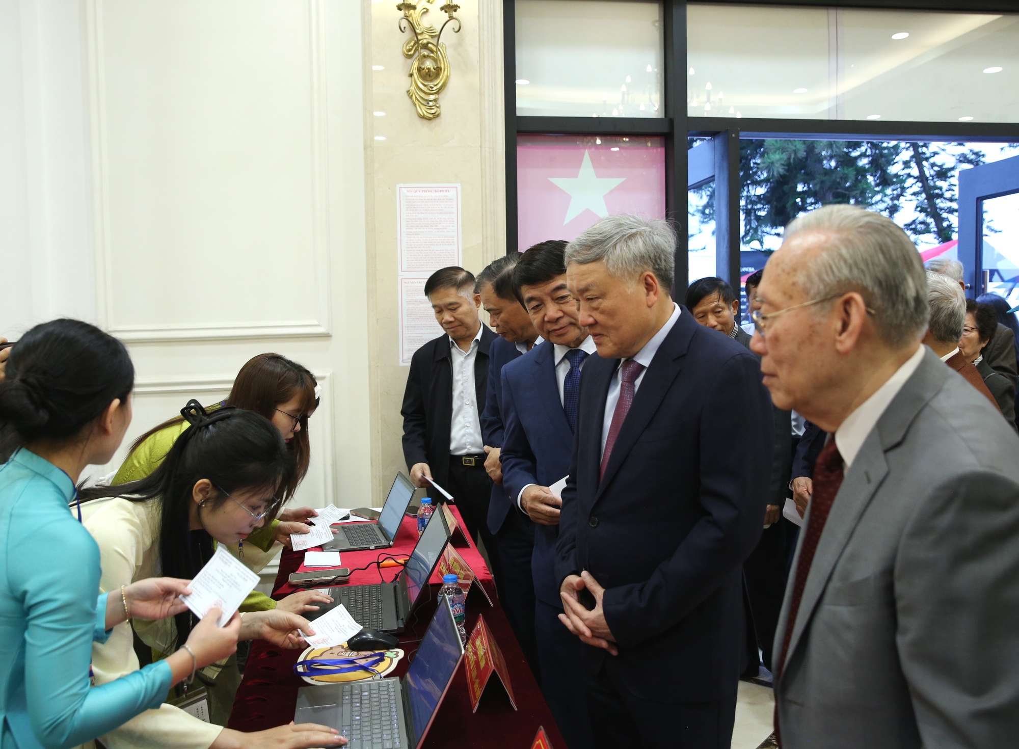 BẦU CỬ 2026: SÁNG SUỐT LỰA CHỌN NHỮNG ĐẠI DIỆN TIÊU BIỂU, THỰC SỰ ĐẠI DIỆN CHO Ý CHÍ, NGUYỆN VỌNG CỦA NHÂN DÂN- Ảnh 13.