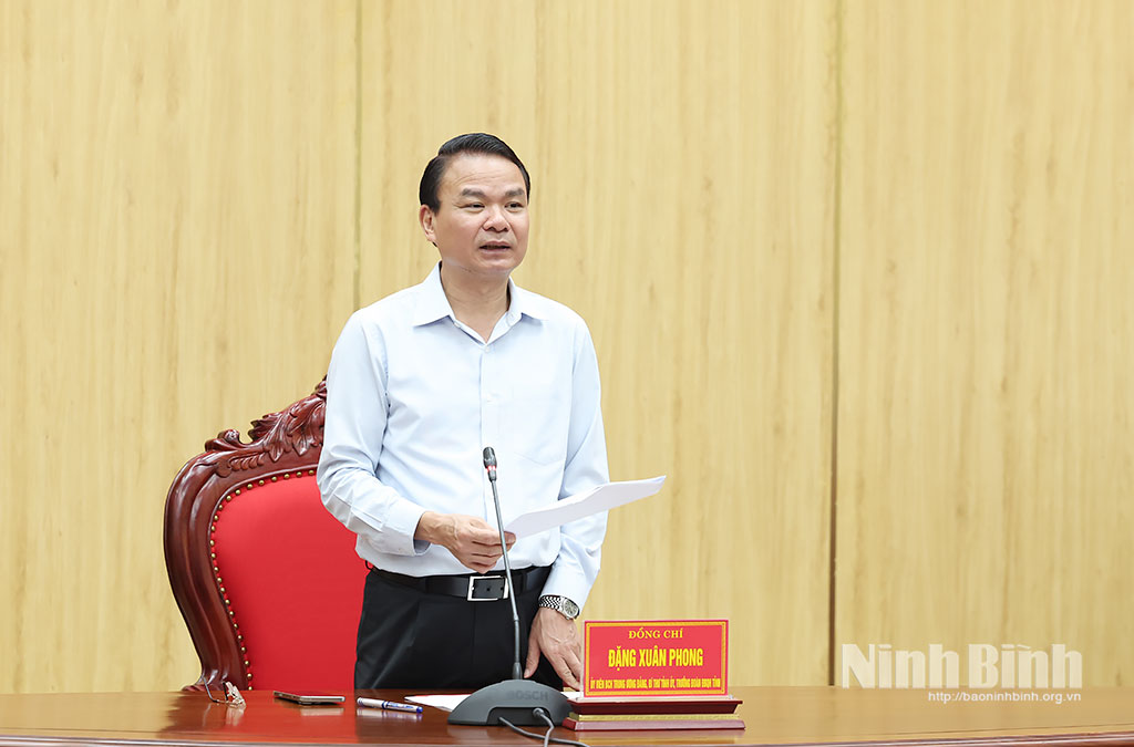 Đồng chí Trần Huy Tuấn được bầu giữ chức Bí thư Tỉnh ủy Ninh Bình- Ảnh 2.