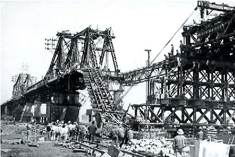 Cấm phương tiện lưu thông trên cầu Long Biên từ ngày 28/3 - 27/5- Ảnh 12. Cấm phương tiện lưu thông trên cầu Long Biên từ ngày 28/3 - 27/5- Ảnh 12.