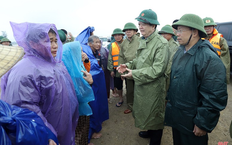 Khẩn trương kiện toàn tổ chức, nhân sự cấp xã; sắp xếp đơn vị sự nghiệp; hoàn thiện bộ máy Trung tâm Dịch vụ tổng hợp cấp xã - Ảnh 8.