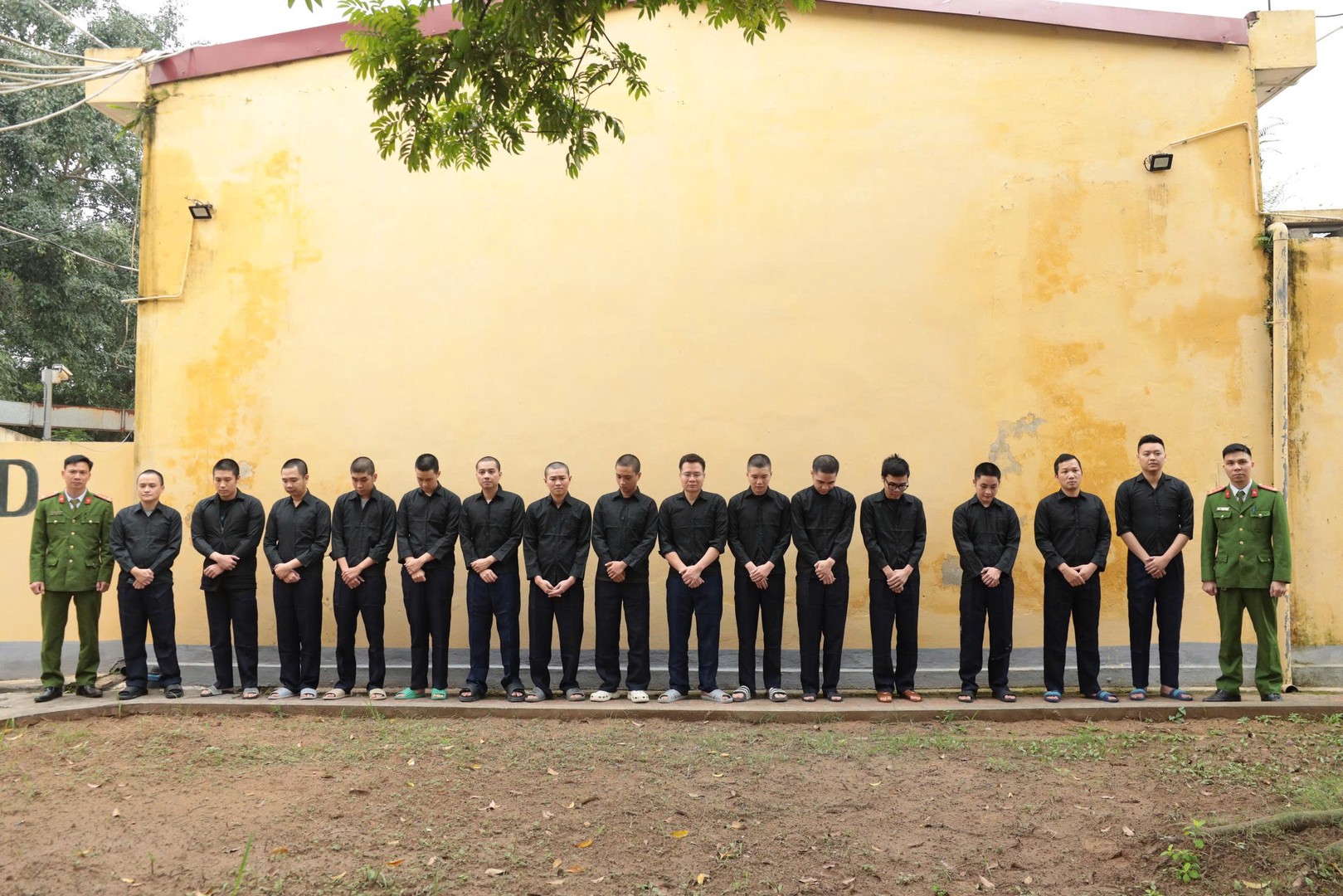 Vụ "Xôi Lạc TV": Khởi tố hàng chục đối tượng; A05 khuyến cáo người dân- Ảnh 3.