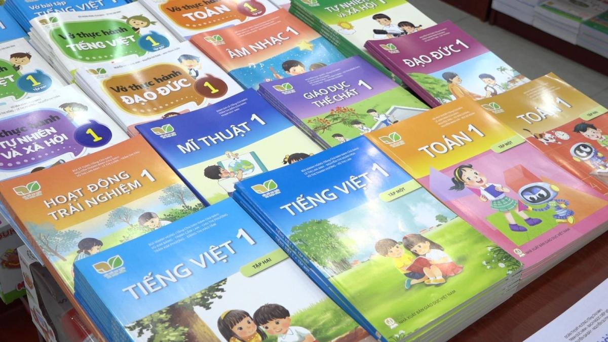 Dự kiến miễn phí sách giáo khoa từ năm học 2029–2030- Ảnh 2.
