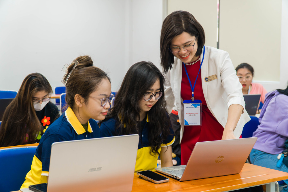 Quy định mới về chuẩn nghề nghiệp giảng viên đại học- Ảnh 2.