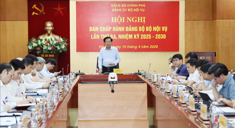 Tiếp tục tham mưu sắp xếp bộ máy, đơn vị sự nghiệp; hoàn thành tham mưu nội dung cải cách tiền lương- Ảnh 3. Tiếp tục tham mưu sắp xếp bộ máy, đơn vị sự nghiệp; hoàn thành tham mưu nội dung cải cách tiền lương- Ảnh 3.