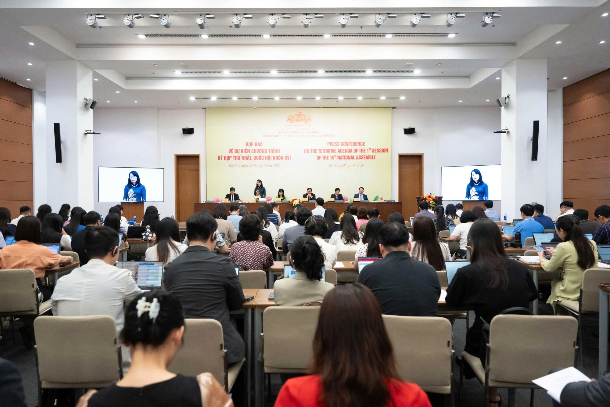 Kỳ họp thứ nhất, Quốc hội khóa XVI: Kiện toàn 39 chức danh lãnh đạo cấp cao; thảo luận nhiều vấn đề dân sinh cấp bách- Ảnh 3.