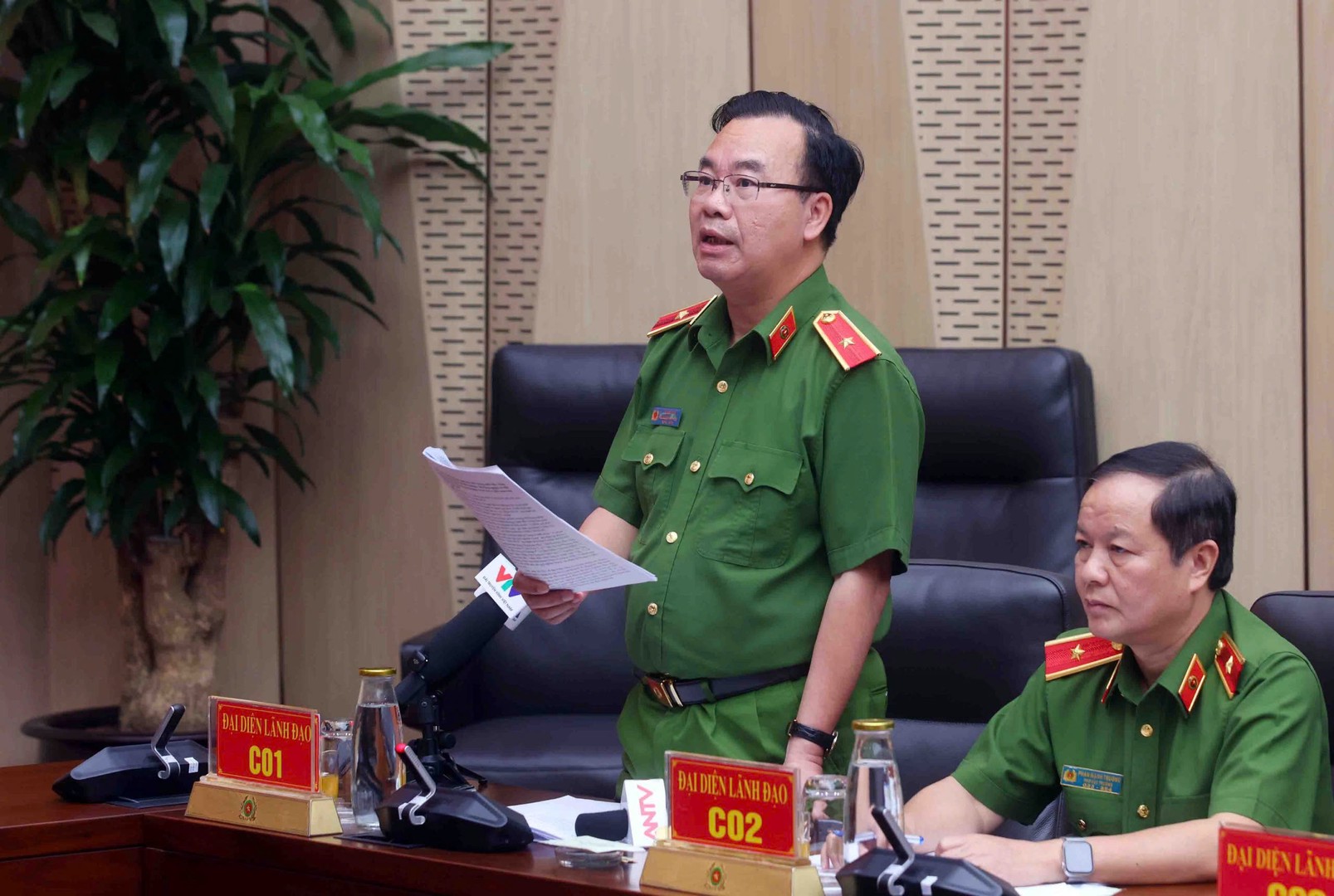 Khởi tố một loạt bị can vi phạm quy định về đấu thầu; đưa, nhận hối lộ...- Ảnh 3. Khởi tố một loạt bị can vi phạm quy định về đấu thầu; đưa, nhận hối lộ...- Ảnh 3.