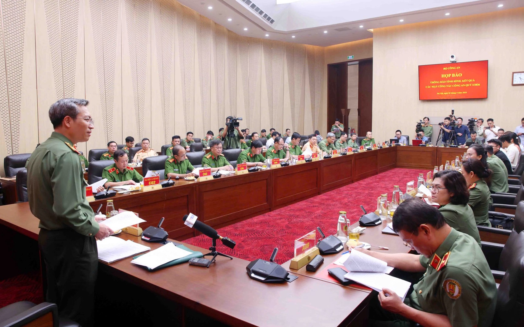 Bộ Công an thông tin về các vụ án ONUS, Shark Bình, Mr. Pips, Hoàng Hường, Mailisa... - Ảnh 8.