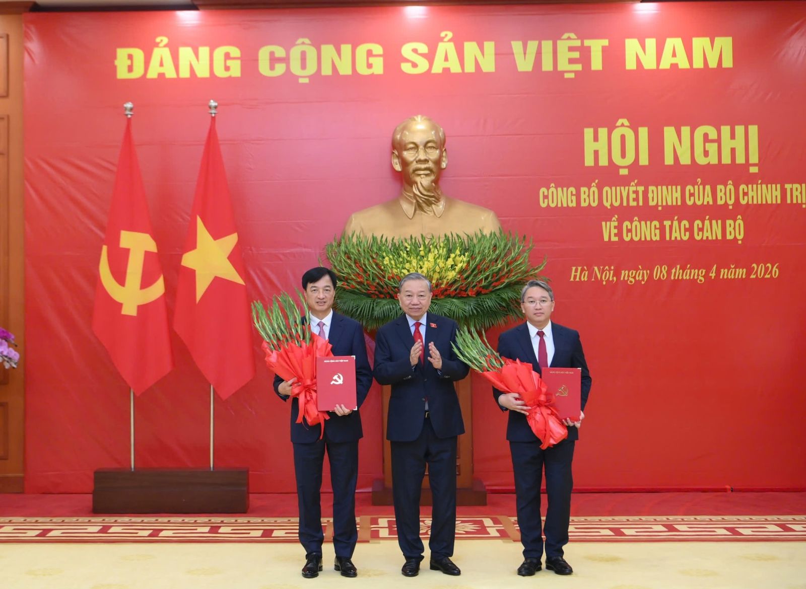 BỘ CHÍNH TRỊ BỔ NHIỆM ĐỒNG CHÍ NGUYỄN DUY NGỌC GIỮ CHỨC TRƯỞNG BAN TỔ CHỨC TRUNG ƯƠNG, ĐỒNG CHÍ NGUYỄN HẢI NINH GIỮ CHỨC CHÁNH VĂN PHÒNG TRUNG ƯƠNG ĐẢNG- Ảnh 1. BỘ CHÍNH TRỊ BỔ NHIỆM ĐỒNG CHÍ NGUYỄN DUY NGỌC GIỮ CHỨC TRƯỞNG BAN TỔ CHỨC TRUNG ƯƠNG, ĐỒNG CHÍ NGUYỄN HẢI NINH GIỮ CHỨC CHÁNH VĂN PHÒNG TRUNG ƯƠNG ĐẢNG- Ảnh 1.