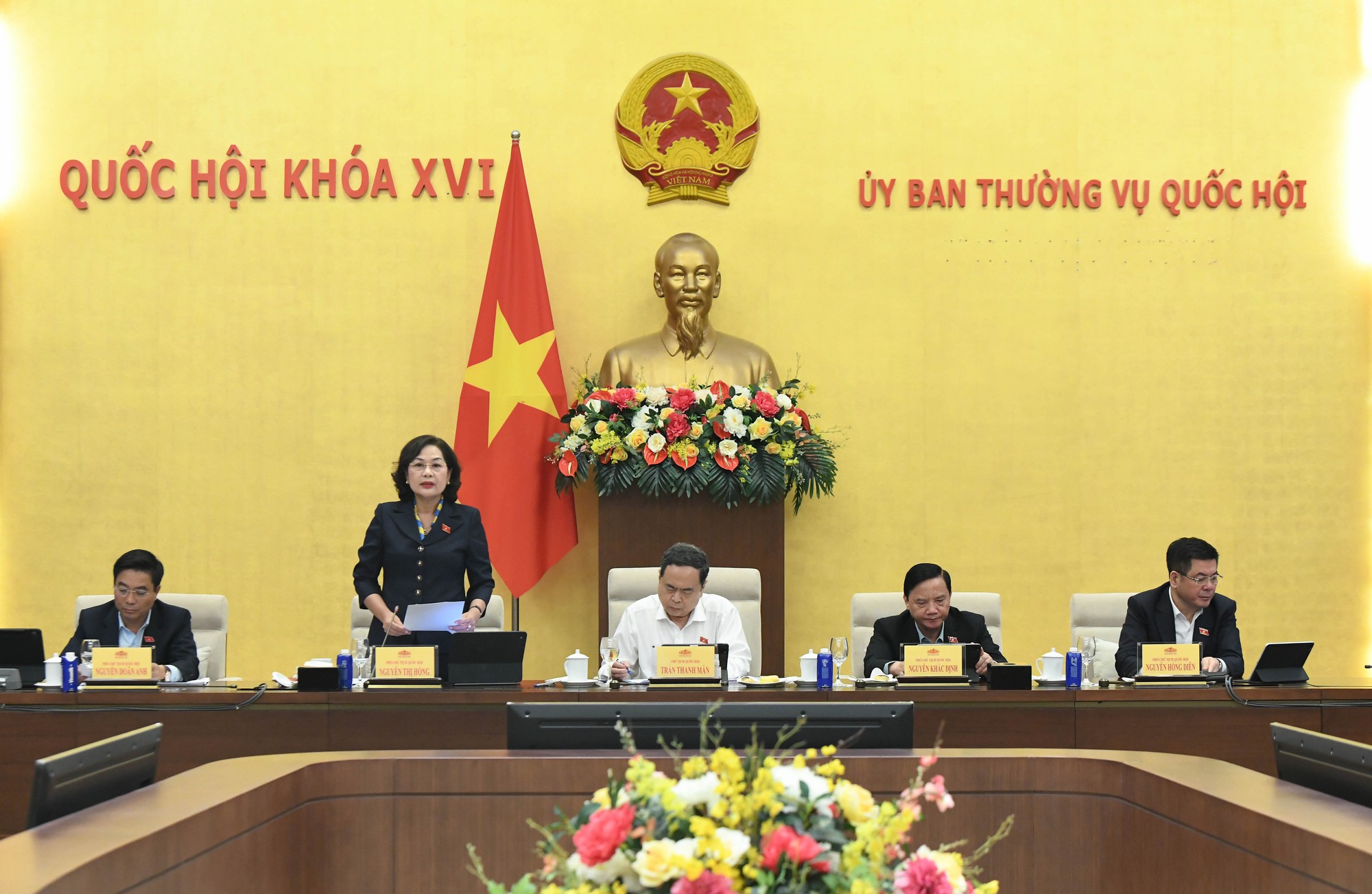 Thống nhất trình Quốc hội điều chỉnh thuế xăng dầu và nhiên liệu bay- Ảnh 7. Thống nhất trình Quốc hội điều chỉnh thuế xăng dầu và nhiên liệu bay- Ảnh 7.