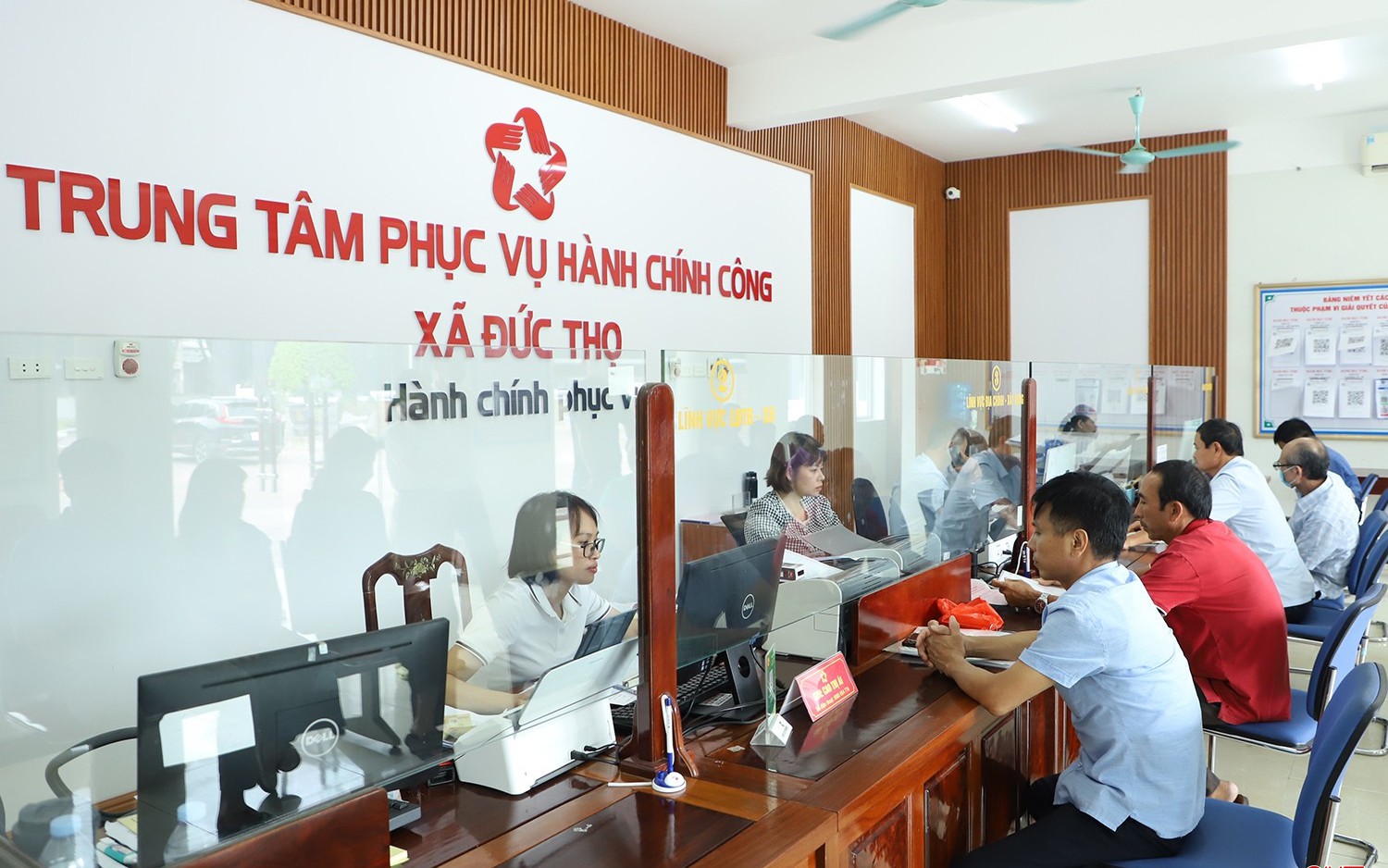 Tập trung sắp xếp đơn vị sự nghiệp công lập, trường học, cơ sở y tế, doanh nghiệp nhà nước